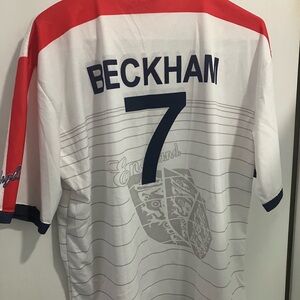 Vintage Mens Soccer Jersey England #7 David Beckham Football Style shirt size XL